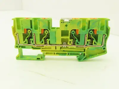 Phoenix Contact PT 6-QUATTRO-PE Terminal Block 4 Wire Ground 6mm² Lot of 14