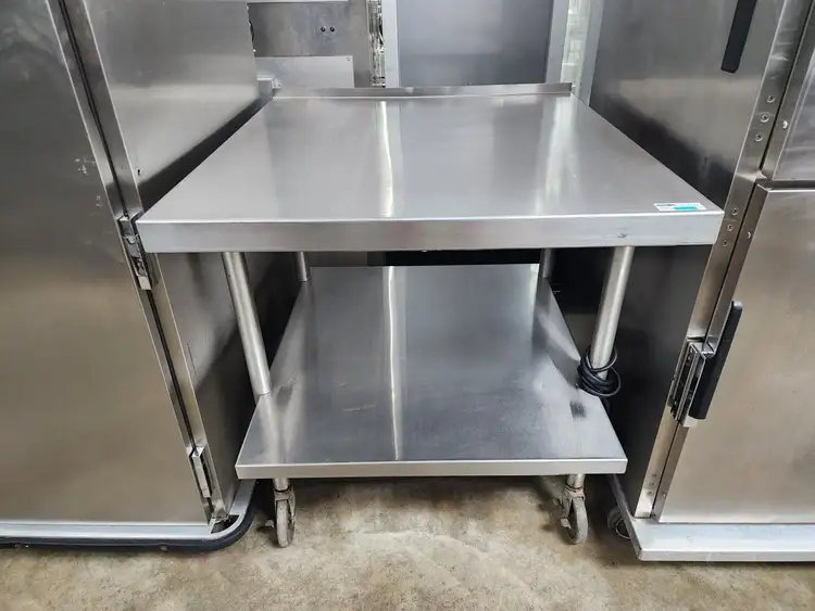 Used Wasserstrom Used Wasserstrom C/D120-03-25 Heated Table 120V Food Prep Tables Illinois US | Falcon Restaurant Supply #1376851