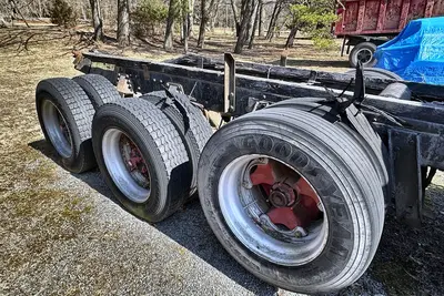 Used 1975 MACK R600 Cab Chassis trucks Pennsylvania US | Proxy Equipment #1385106