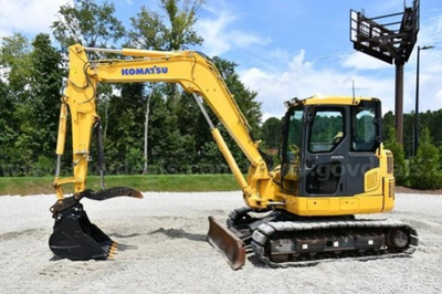 USED 2021 Komatsu PC88MR-10