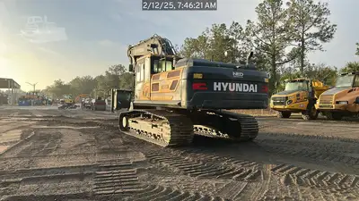 Used 2023 HYUNDAI HX350AL Crawler Excavators Florida US | National Equipment Dealers #1422327