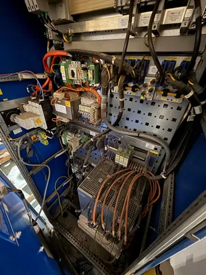 2006 TRUMPF TRUMATIC 1000R Turret Punches (Equipt) | ListingHippo (23)