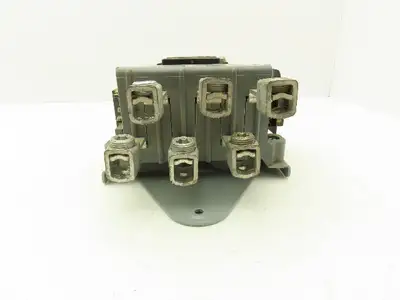 Furnas 40JB32AF NEMA 4 Motor Starter Contactor 135A 600VAC 3PH 100Hp 120V Coil