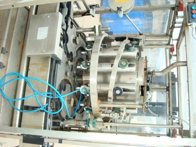 1.6L/3L Mather & Platt 12 Head Rotary Filler