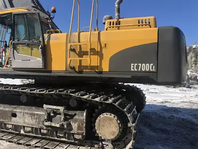 Used 2016 VOLVO EC700CL Crawler Excavators | Abele Tractor #1342878