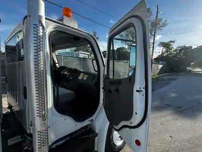 Used 2014 FREIGHTLINER M2 106 Tractors & Trailers Florida US | Truck and Van Outlet #1506257