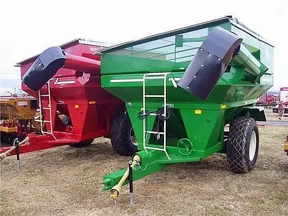 New | in-Stock 2025 E-Z TRAIL 510 Grain Carts Pennsylvania US | Zimmerman Farm Service #1410045
