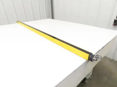 Schmersal SLC440COM-E-1290-14 Safety Light Curtain Emitter Only -Parts or Repair