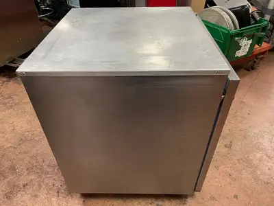 Used Delfield Used Delfield 406CA Undercounter Refrigerator with Casters 120V Undercounter Refrigerators Illinois US | Falcon Restaurant Supply #1376142