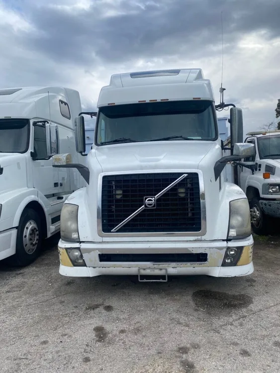 Used 2007 VOLVO 780 VNL Conventional trucks Florida US | USA Transequipment #1542539