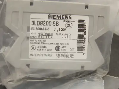 Siemens 3LD9200-5B Auxiliary Switch 600V AC Max 10A 1NO + 1NC Lot of 3