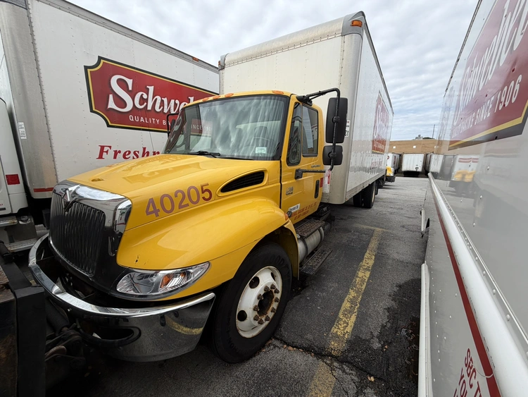 Used 2005 INTERNATIONAL 43SBA4X2 Box trucks Ohio US | Miedema Asset Management Group #1693429