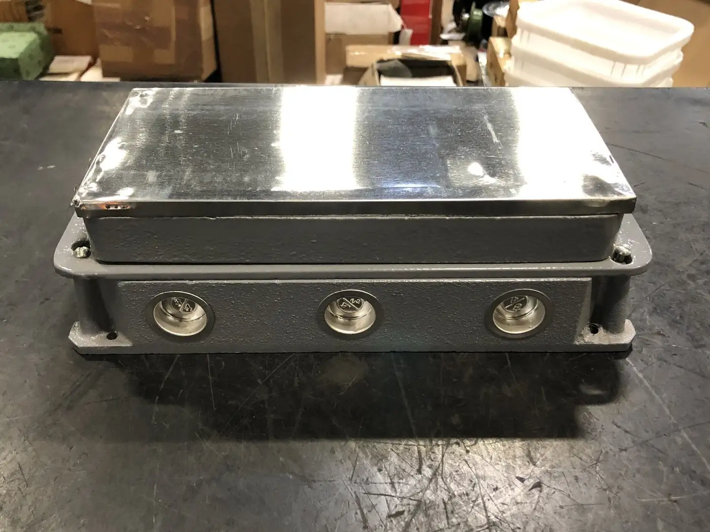 NEW HUBBELL 6275