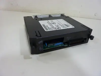 USED G.E. FANUC IC693MDL740E