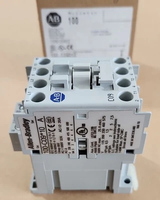 NEW Allen-Bradley 100-C09D10