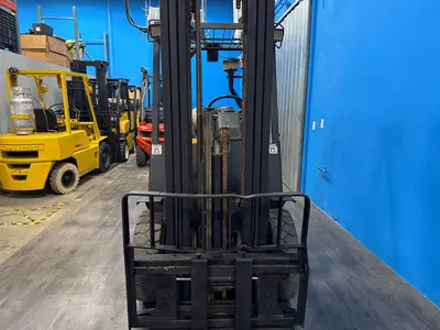 Used 2000 YALE GLP050RG Internal Combustion Forklifts: Pneumatic Tire Minnesota US | Birnstengel Equipment #1554077