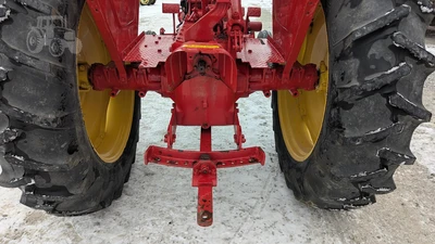 USED 1952 MASSEY-HARRIS 44GR