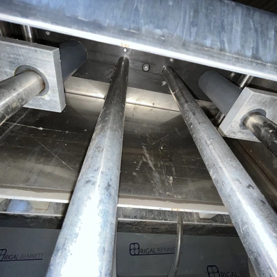 6 Head ELF Filler with feed tanks & container link belt conveyor
