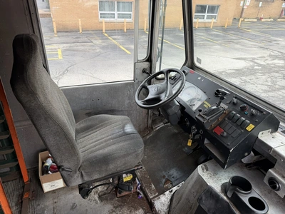 Used 2009 WORKHORSE BREAD TRUCK Box trucks Ohio US | Miedema Asset Management Group #1577918