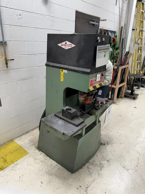 Used KALAMAZOO METAL MUNCHER _UNKNOWN_ Single End Punches Ohio US | Yoder Brothers machinery #1459927
