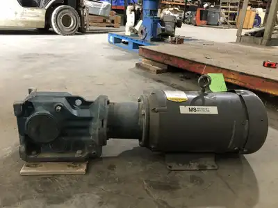 Sew-Eurodrive K47LP145 Gear Drive / Speed Reducer 1.5HP 1750RPM 29.32:1 3PH