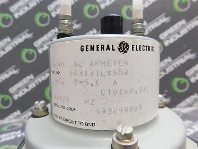 General Electric 103131LSSN2 AC Ammeter 0-5.0A 40/70Hz 0-800 AC Amperes Used