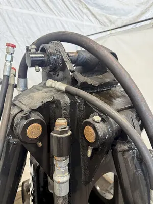 *REFURBISHED* MACK HYDRAULIC SCRAP GRAPPLE/CLAW. STOCK #0430726