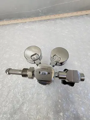 AIRGAS REGULATOR Y111213C580-AL 200 PSI - 4000 PSI