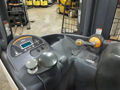 USED 2019 CROWN RM6025-45