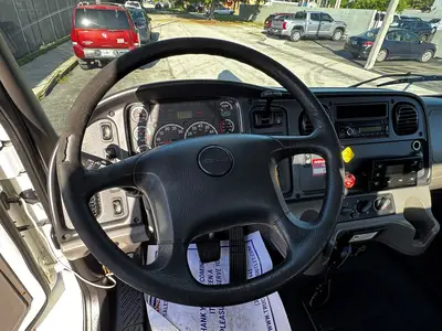 Used 2016 FREIGHTLINER M2 106 Tractors & Trailers Florida US | Truck and Van Outlet #1506256