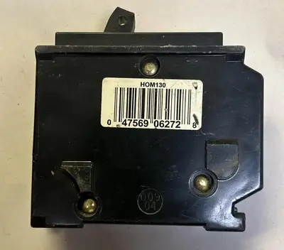USED SQUARE D HOM130