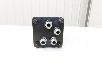 Yale 3.895.888 Forklift Power Steering Unit Hydraulic Motor Off ERC100HGN