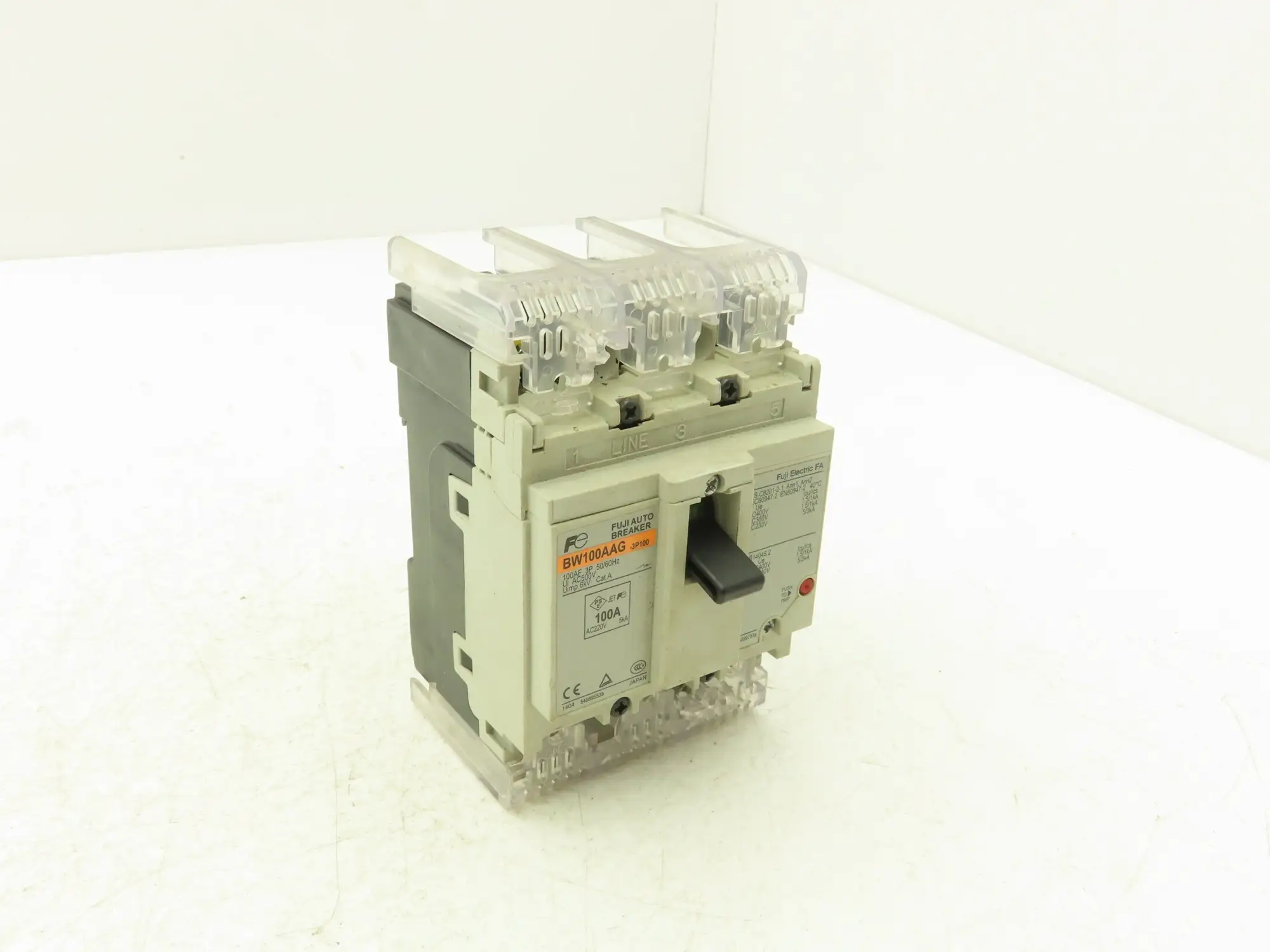 Fuji BW100AAG-3P100 3-Pole Auto Circuit Breaker 100A 500V 3Ph Molded Case