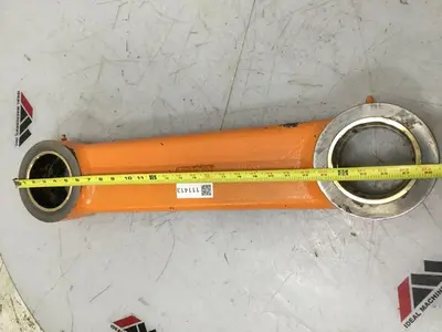 USED CINCINNATI MILACRON 3989641