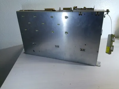 USED SIEMENS 6SN1123-1AA00-0CA1
