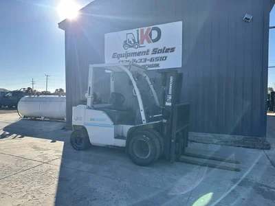 Used UNI-CARRIER MJ1F4A35LV Liquid Propane Forklifts Michigan US | KD Equipment Sales #1561787
