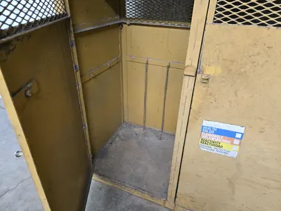 Used _UNKNOWN_ _UNKNOWN_ Hazardous Storage Units Texas US | IRS Auction #1325910