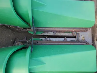 USED 1989 JOHN DEERE 444