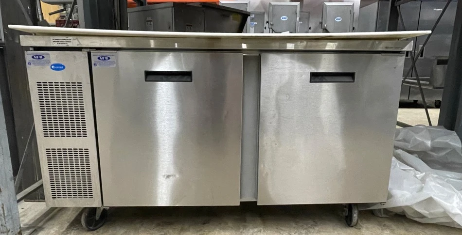 130-0127 Randell 9040K-7 60” Self Contained Sandwich Prep Table