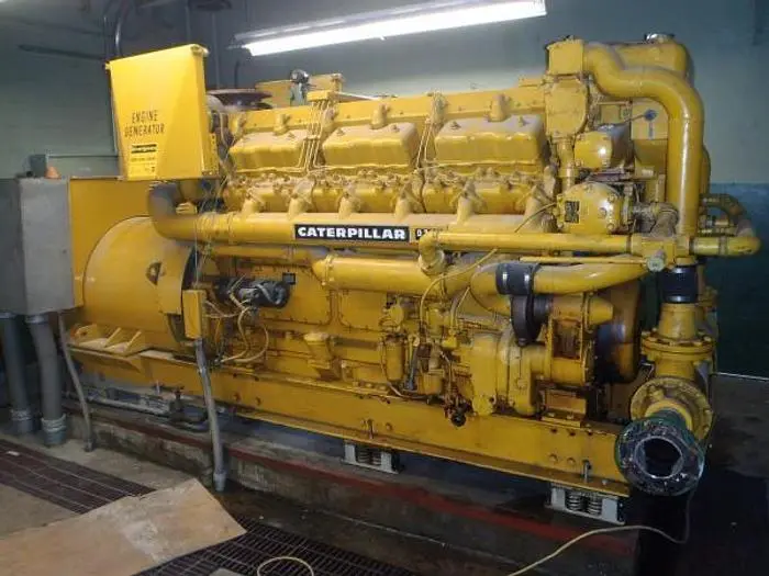 Caterpillar D398 600 KW Standby Generator w/612 Hours