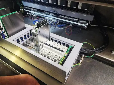 2015 RHEON VX212/V4 WITH PR101 PUNCH ROUNDER Stress Free | Harvest Equipment and Fabrication Inc (16)