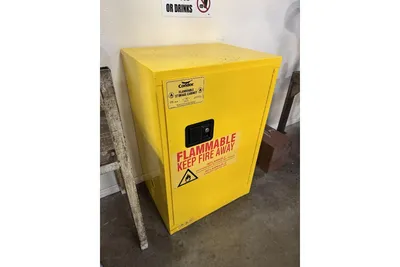 Used _UNKNOWN_ _UNKNOWN_ Hazardous Storage Units Utah US | KD Auctions #1553979