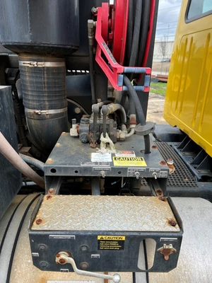 2001 International 2554 6x4 Vactor Vacuum Truck 275HP, 82k Mi