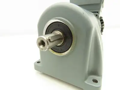 ABM G71/4D56C-4 Inline Gearmotor .18kw 230/460V 3PH 13.8:1 Reducer 113rpm