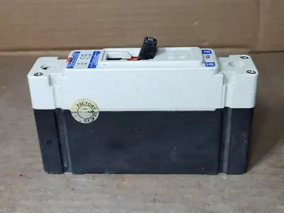 Used CUTLER-HAMMER FDB1020 Switchgears British Columbia CA | Lenmark #1438367