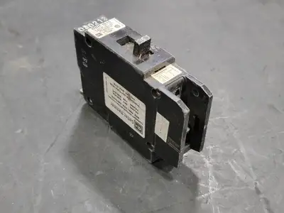 Used EATON CUTLER-HAMMER GBH1015 Switchgears British Columbia CA | Lenmark #244482