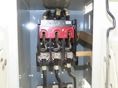 Square D 8998 MCC Bucket 60 Amp Dual Disconnect Switch 3 Pole 600V