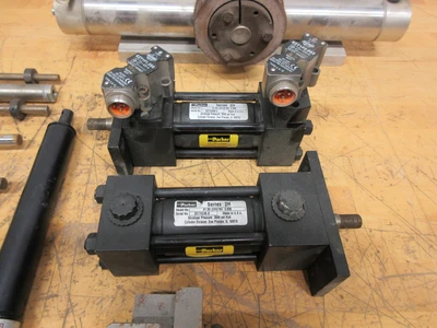 Used GENERIC GENERIC Hydraulic Pumps Minnesota US | Machinesused.com #1310830
