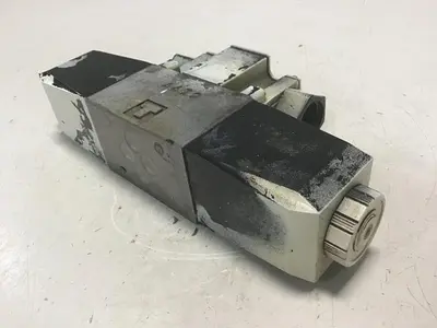 USED VICKERS DG4V-3-6C-M-P7-H-7-50