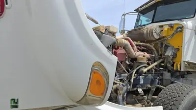 USED 2012 PETERBILT 386